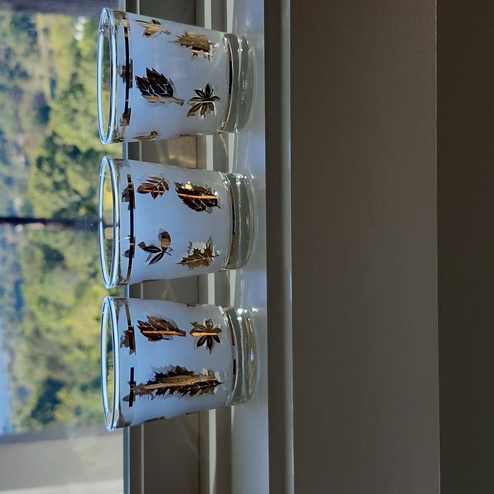 Set of 3 5oz Gold Leaf Glasses